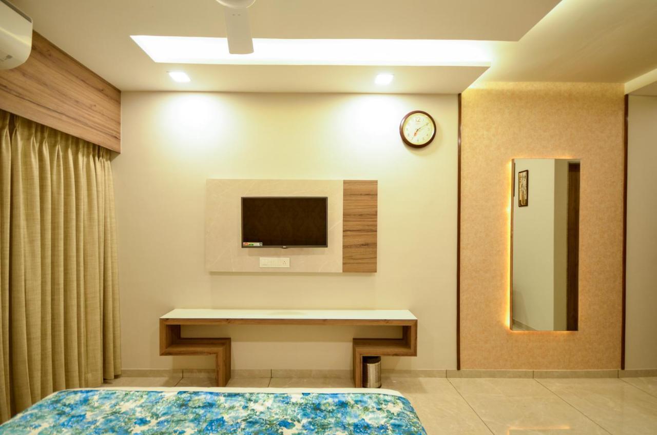 Hotel Repose Ahmedabad Exterior foto