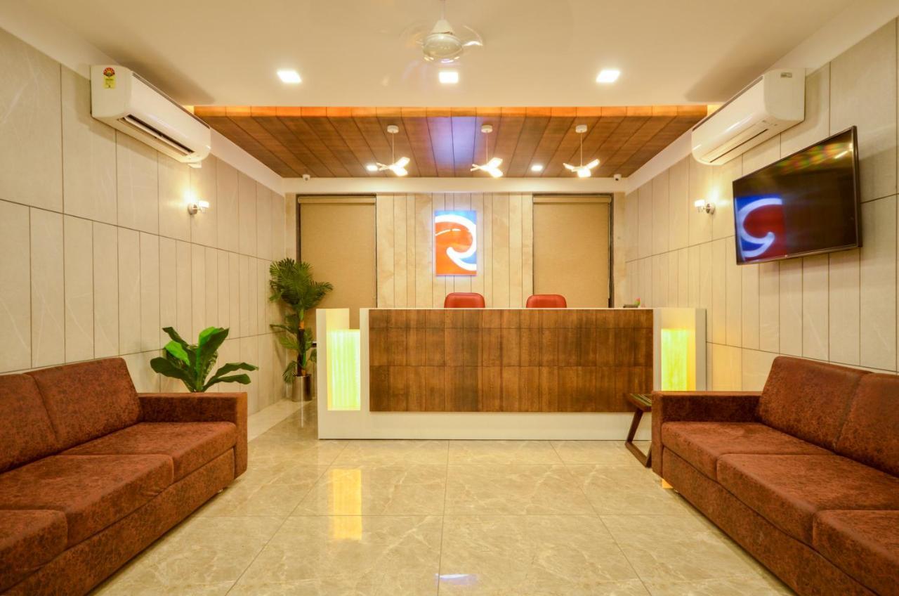 Hotel Repose Ahmedabad Exterior foto